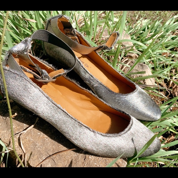 Right bank shoe co - Picture 2 of 5